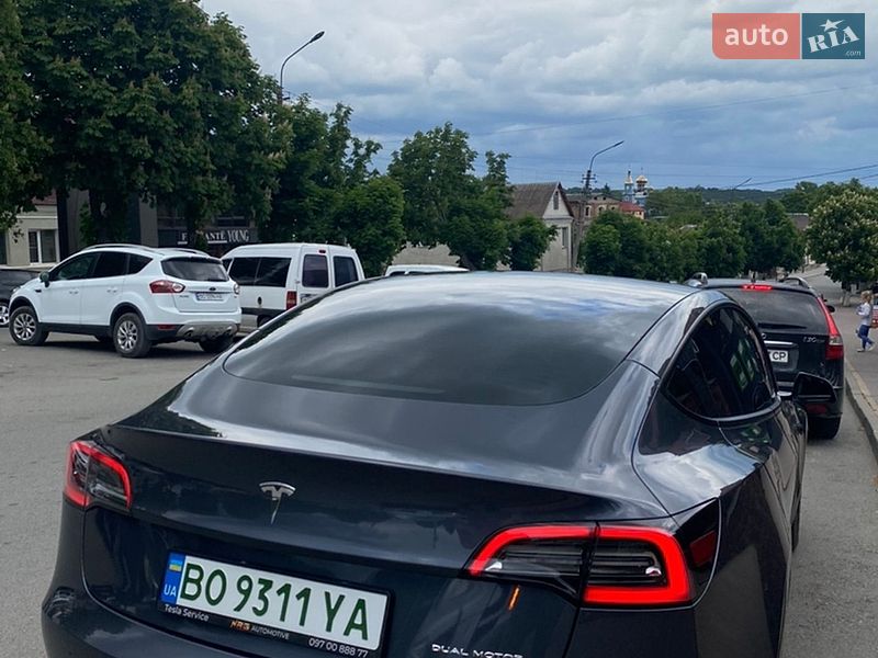 Седан Tesla Model 3 2023 в Кременце фото 11 Седан Tesla Model 3 2023 в Кременце