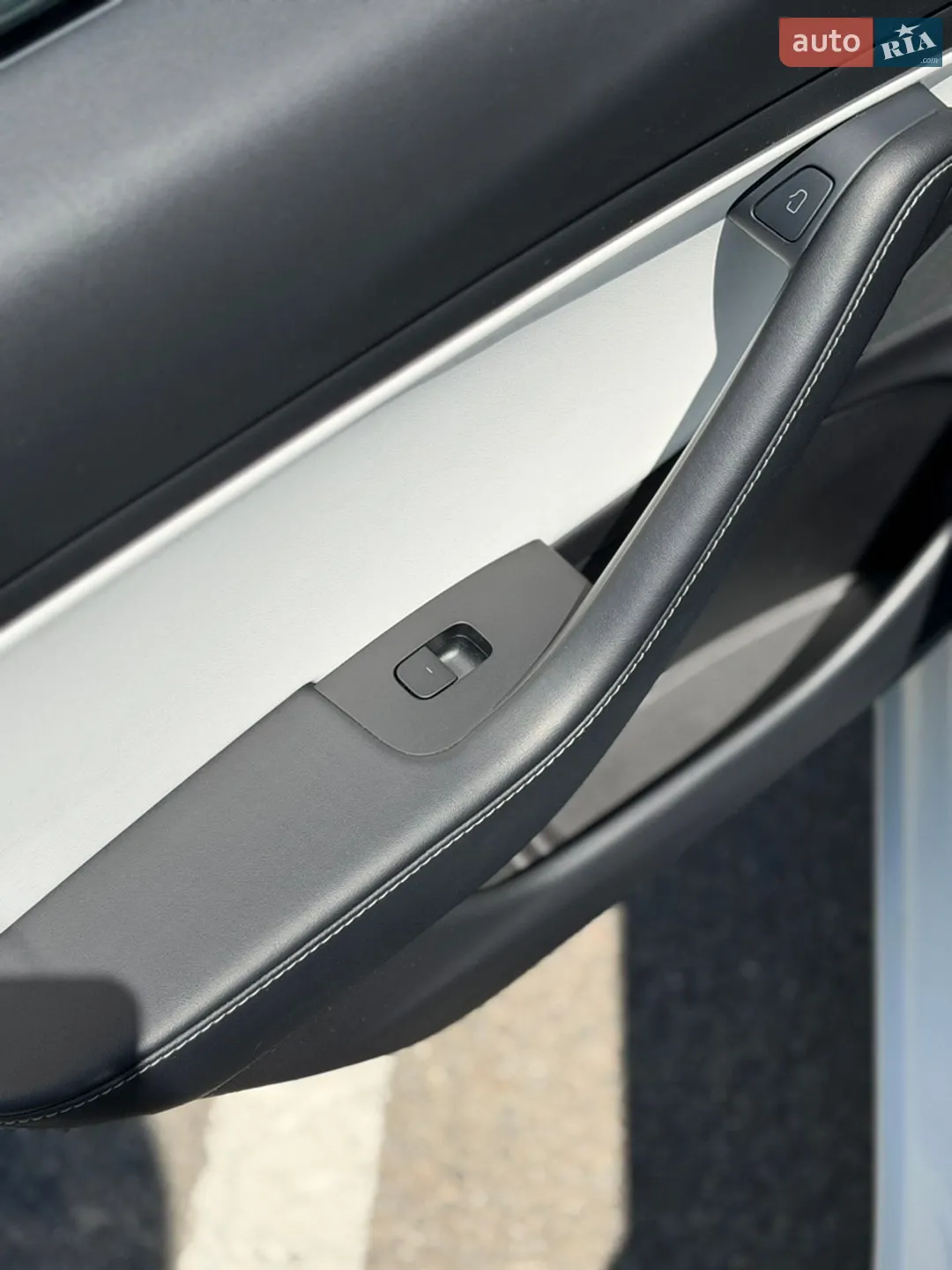 2020 Tesla Model 3 - мініатюра 11