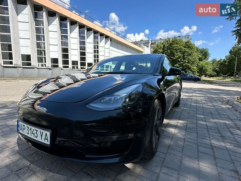 Седан Tesla Model 3 2022 в Запорожье