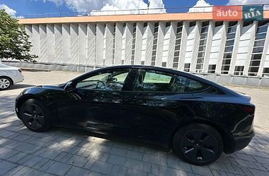 Седан Tesla Model 3 2022 в Запорожье