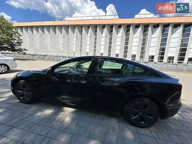 Седан Tesla Model 3 2022 в Запорожье