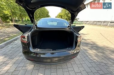 Седан Tesla Model 3 2022 в Запорожье