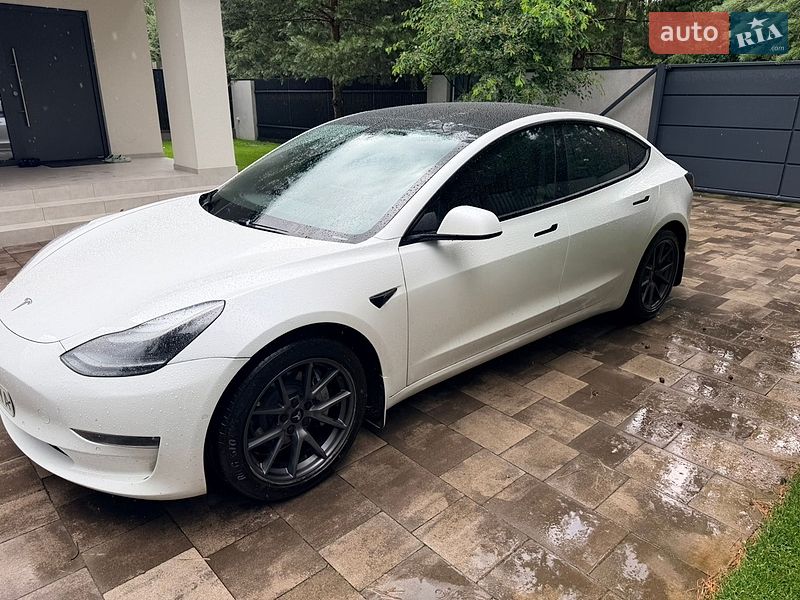 Седан Tesla Model 3 2021 в Броварах фото 2 Седан Tesla Model 3 2021 в Броварах