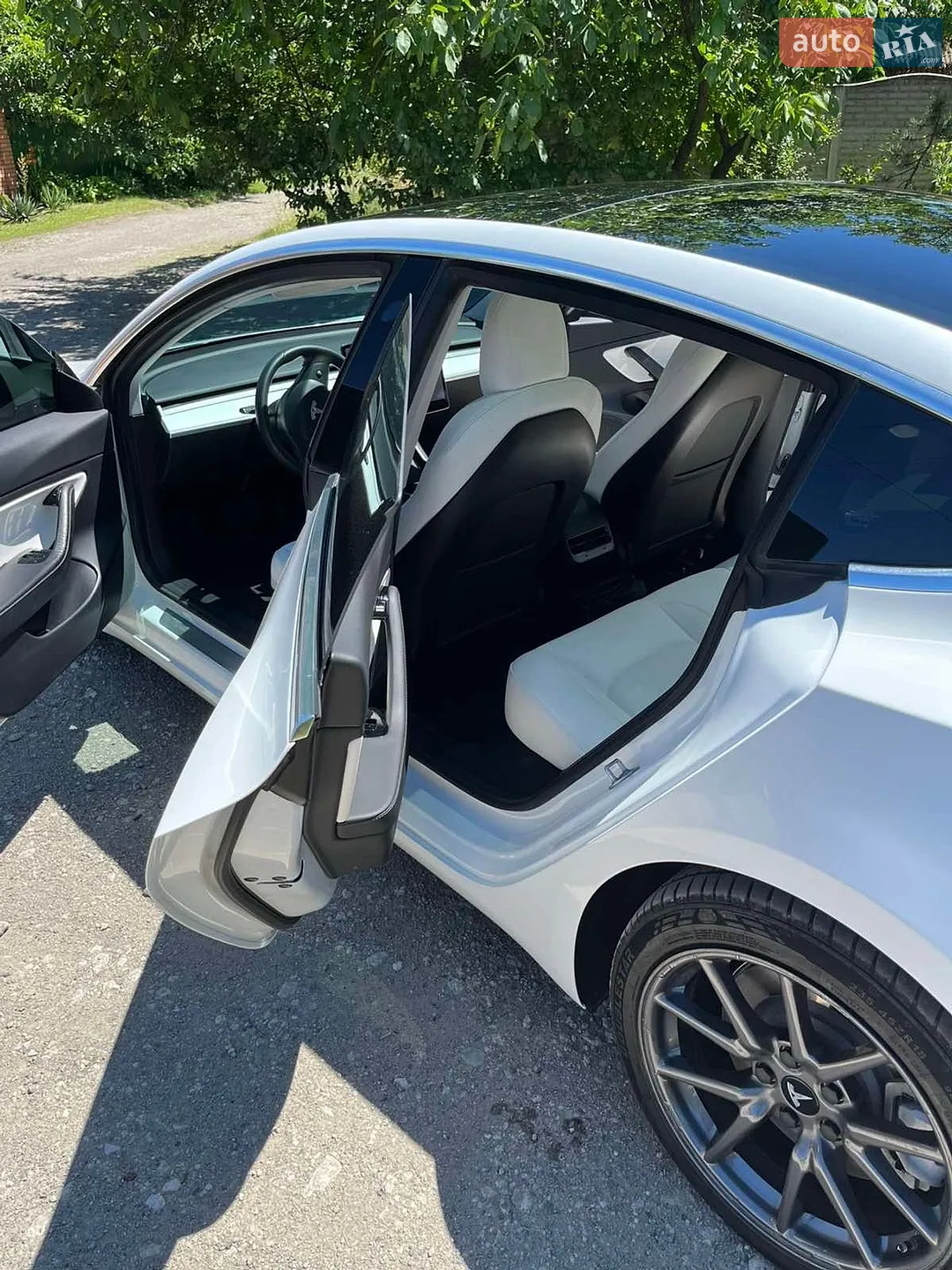 2020 Tesla Model 3 - мініатюра 17