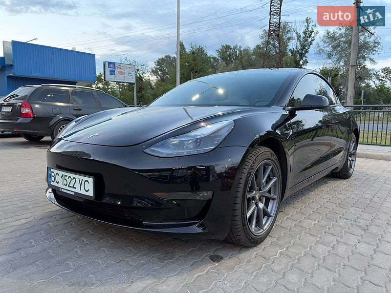 Седан Tesla Model 3 2022 в Полтаве фото Седан Tesla Model 3 2022 в Полтаве