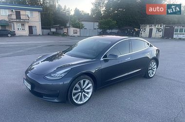 Седан Tesla Model 3 2018 в Києві