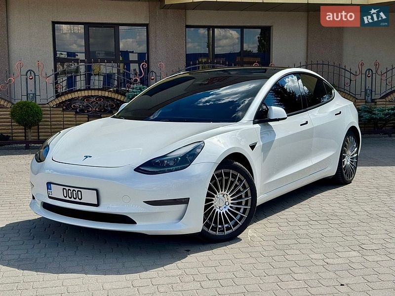 2021 Tesla Model-3, VIN LRW3E7EK9MC326964:plate — фото 1 (autoria)
