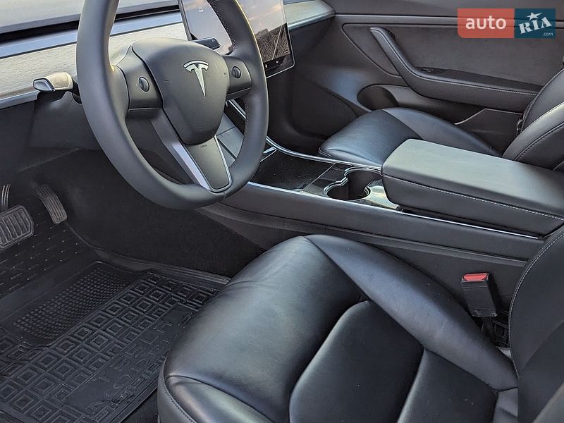 Седан Tesla Model 3 2020 в Киеве фото 8 Седан Tesla Model 3 2020 в Киеве