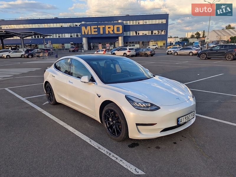 Tesla Model 3 2020 Tesla Model 3 2020