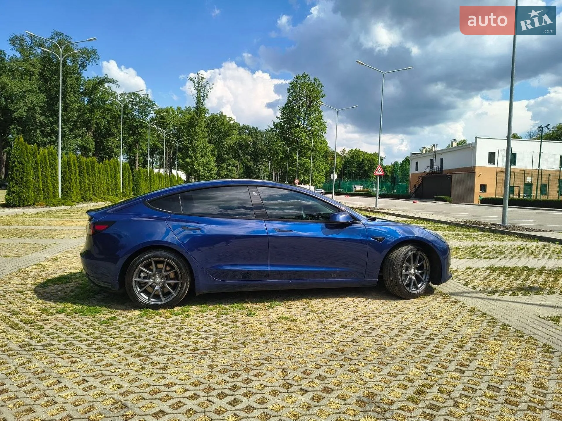 2021 Tesla Model 3 - мініатюра 4