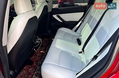 Седан Tesla Model 3 2019 в Киеве