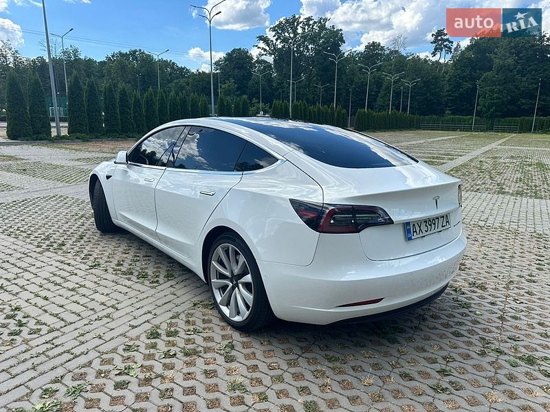 Седан Tesla Model 3 2020 в Харкові фото 30 Седан Tesla Model 3 2020 в Харкові