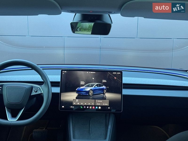 Седан Tesla Model 3 2024 в Киеве