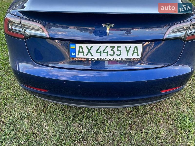 Седан Tesla Model 3 2018 в Харькове