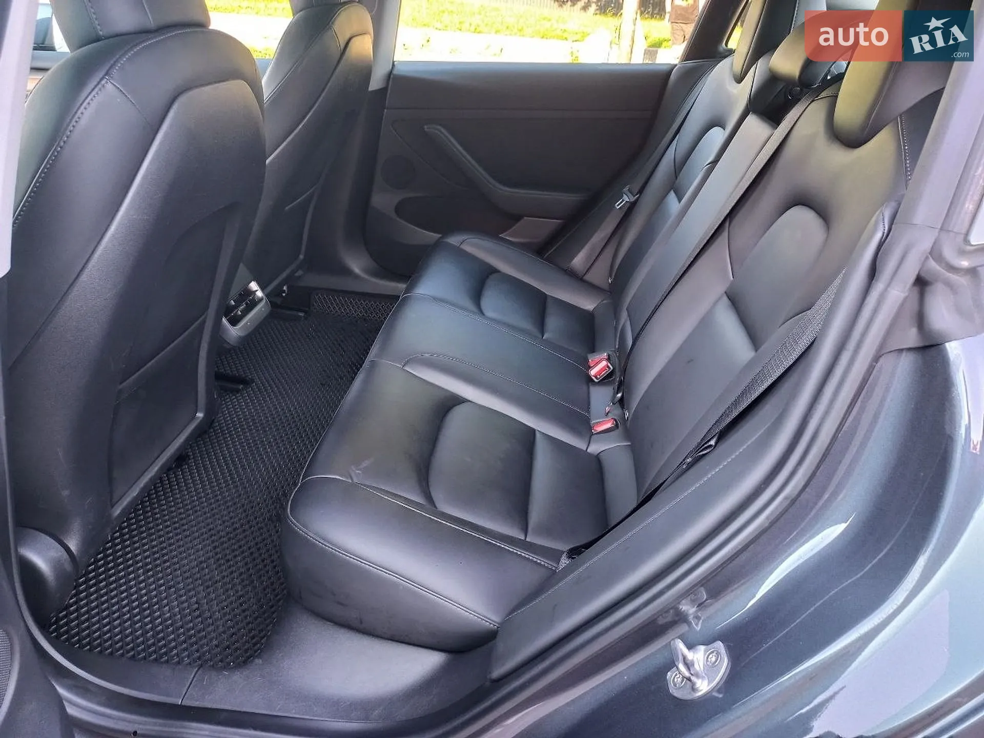 2022 Tesla Model 3 - мініатюра 13