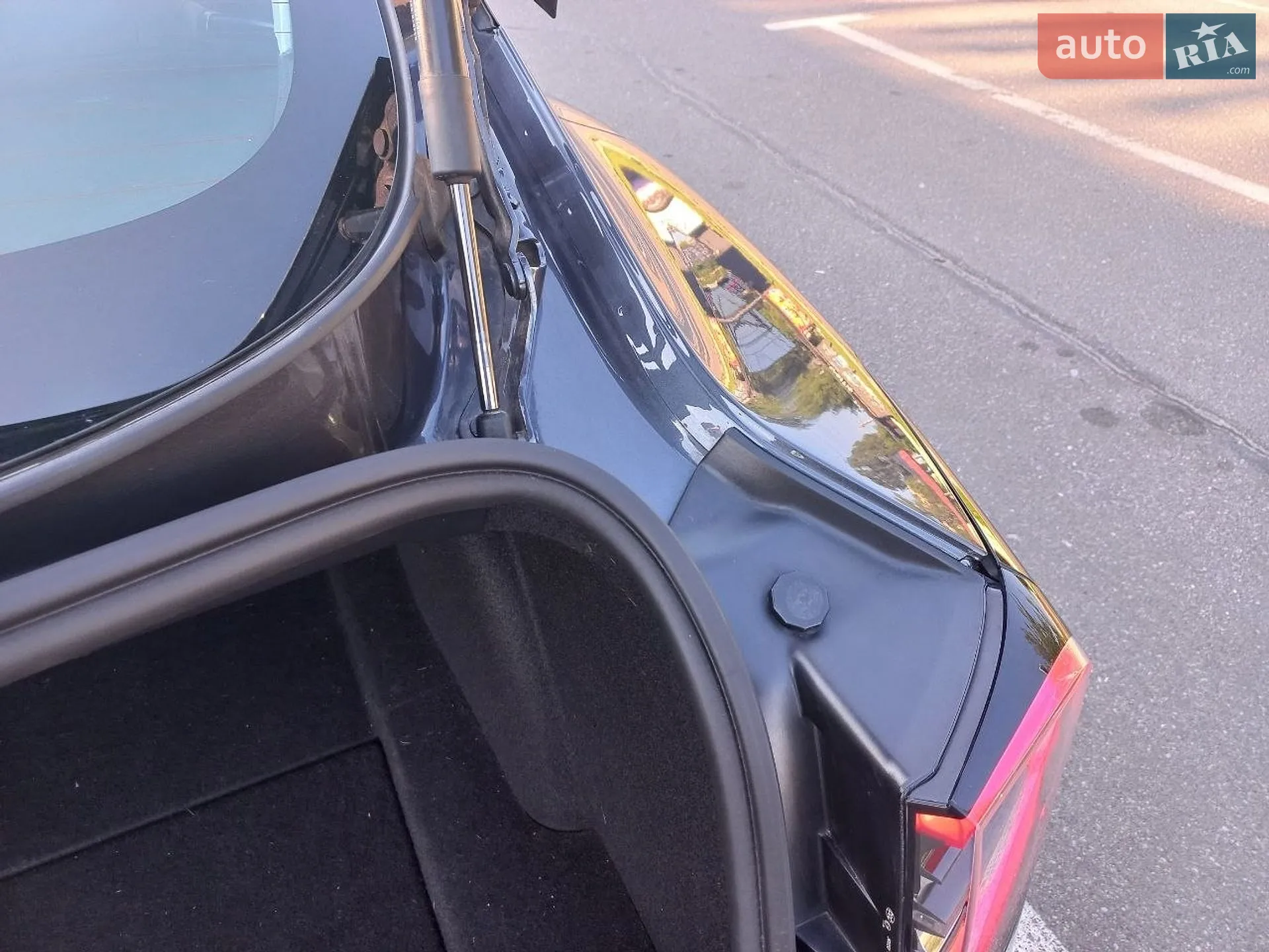 2022 Tesla Model 3 - мініатюра 16