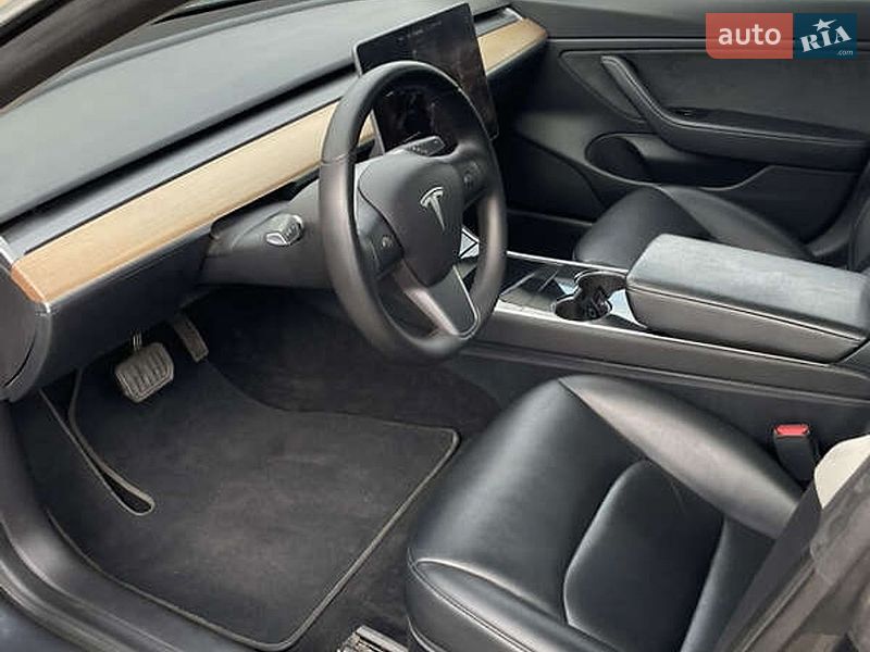 Седан Tesla Model 3 2019 в Львове фото 11 Седан Tesla Model 3 2019 в Львове