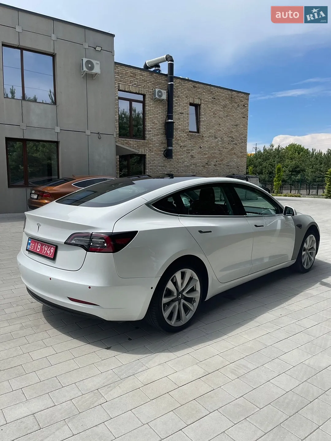 2019 Tesla Model 3 - мініатюра 9