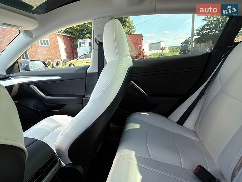 Седан Tesla Model 3 2022 в Вінниці фото 28 Седан Tesla Model 3 2022 в Вінниці