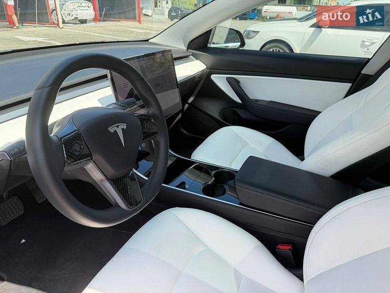 Седан Tesla Model 3 2020 в Хмельницком фото 10 Седан Tesla Model 3 2020 в Хмельницком