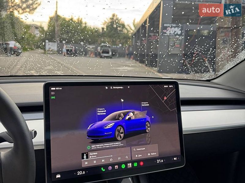 Седан Tesla Model 3 2022 в Калуші