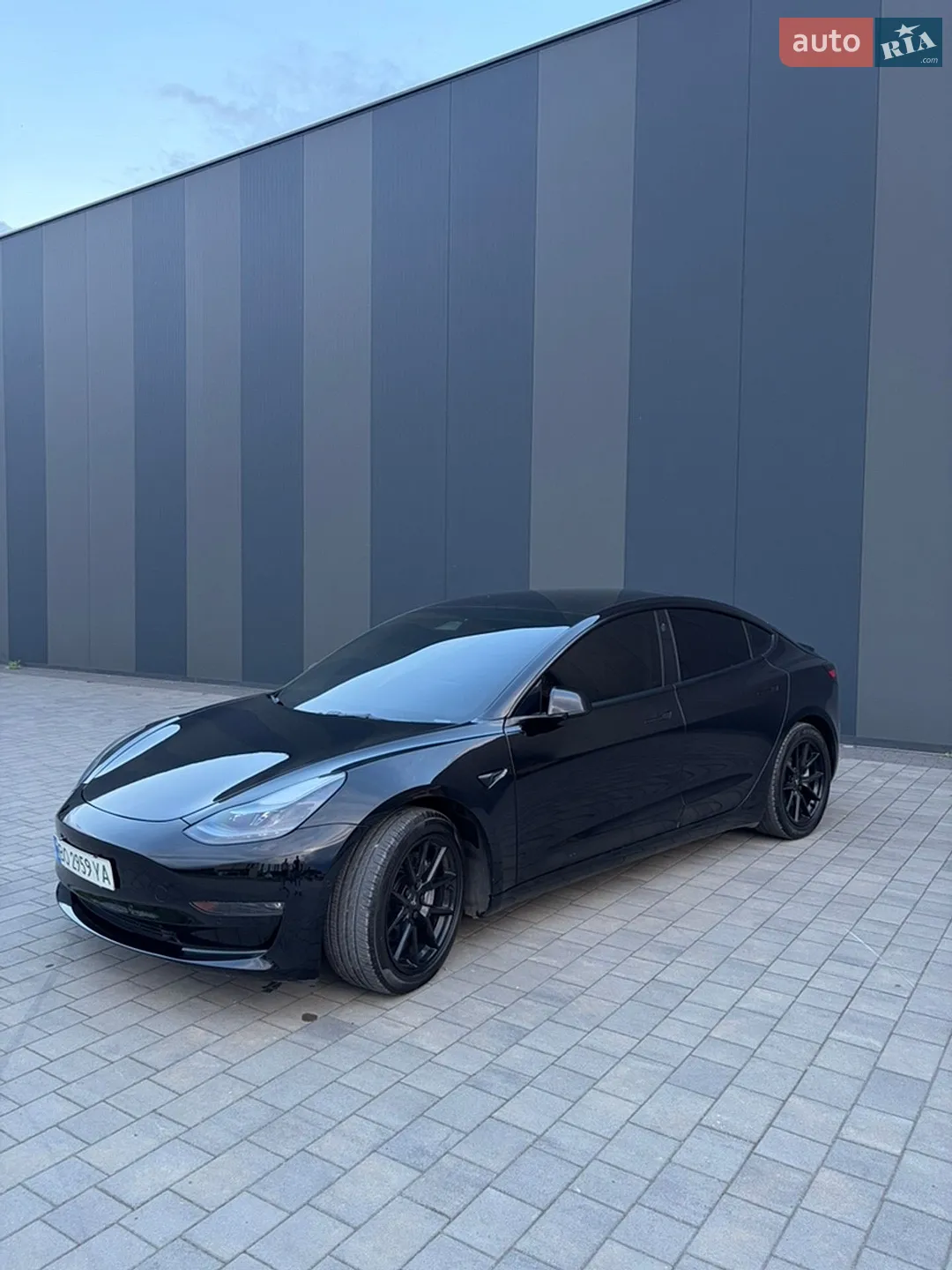 2021 Tesla Model 3 - мініатюра 3