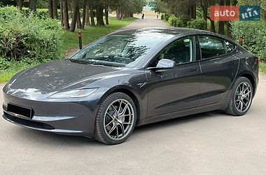 tesla model-3 2025 в Львов от профессионального продавца Павло Букартик