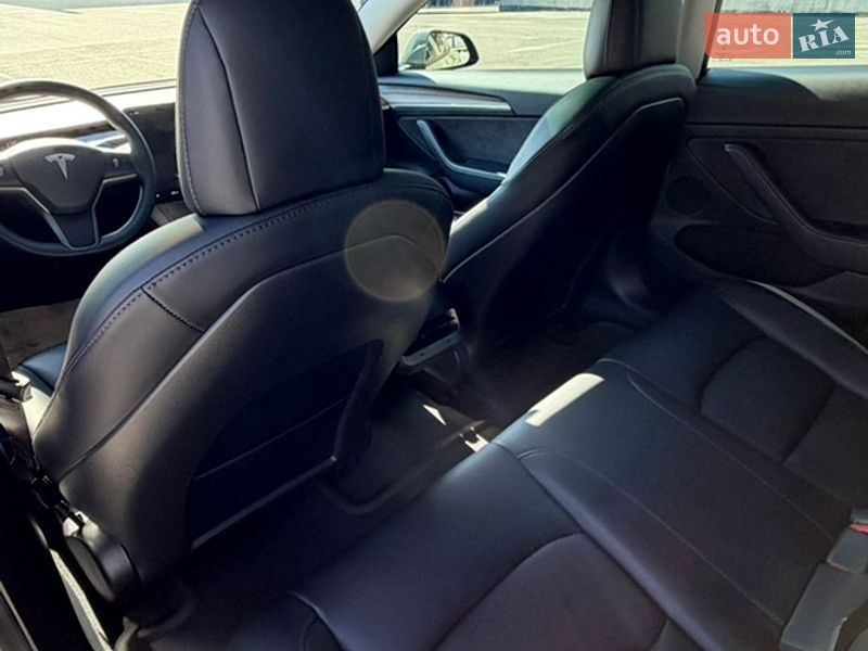 Седан Tesla Model 3 2022 в Киеве фото 34 Седан Tesla Model 3 2022 в Киеве
