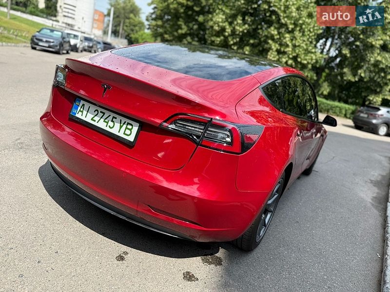 Седан Tesla Model 3 2022 в Білій Церкві