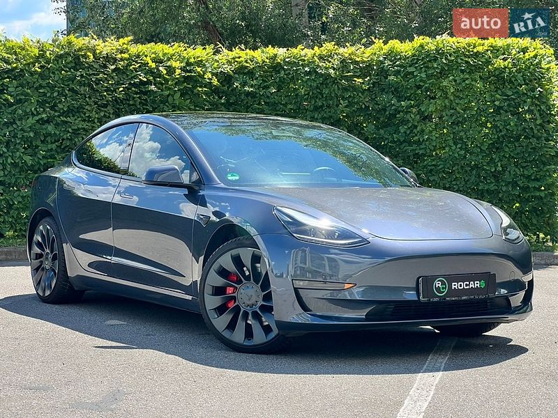 Tesla Model 3 2021
