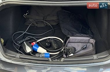 Седан Tesla Model 3 2018 в Луцке