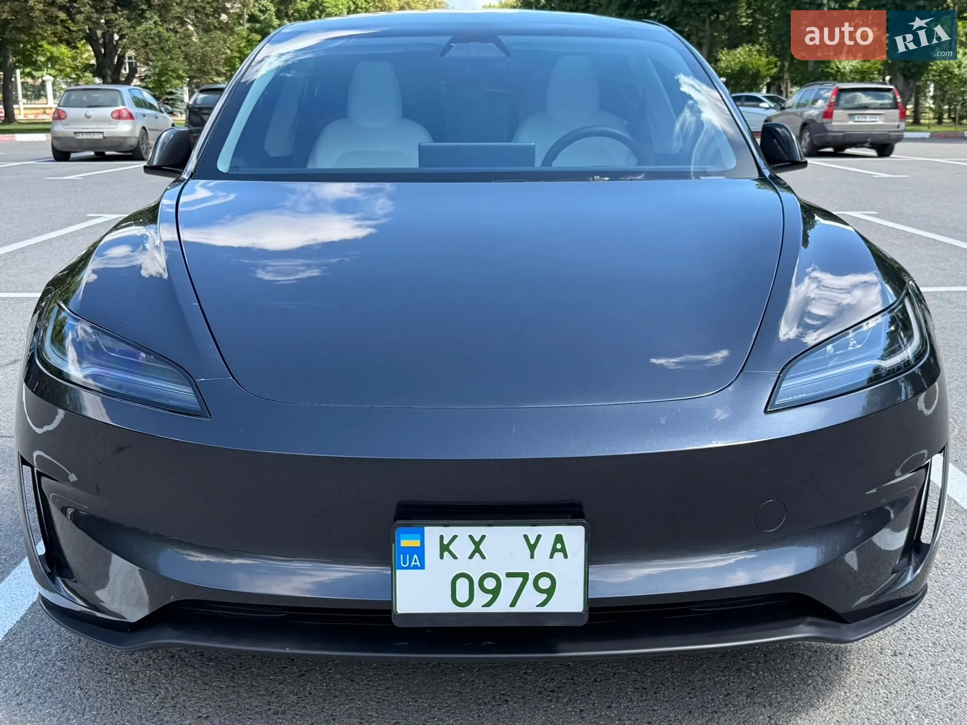 2025 Tesla Model 3 - мініатюра 3