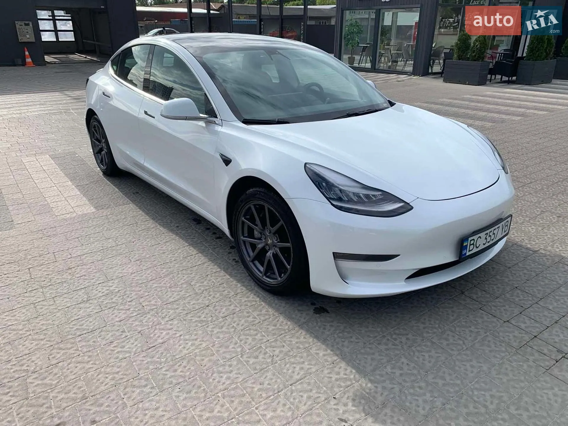 2019 Tesla Model 3 - мініатюра 9