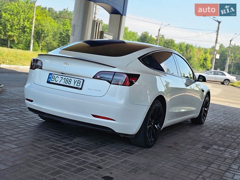 Седан Tesla Model 3 2021 в Кривом Роге фото 15 Седан Tesla Model 3 2021 в Кривом Роге