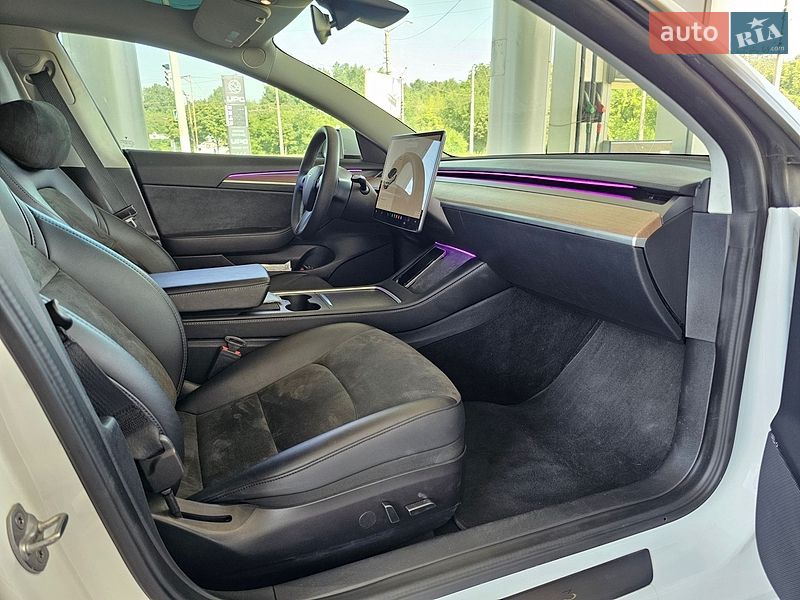 Седан Tesla Model 3 2021 в Кривом Роге фото 19 Седан Tesla Model 3 2021 в Кривом Роге