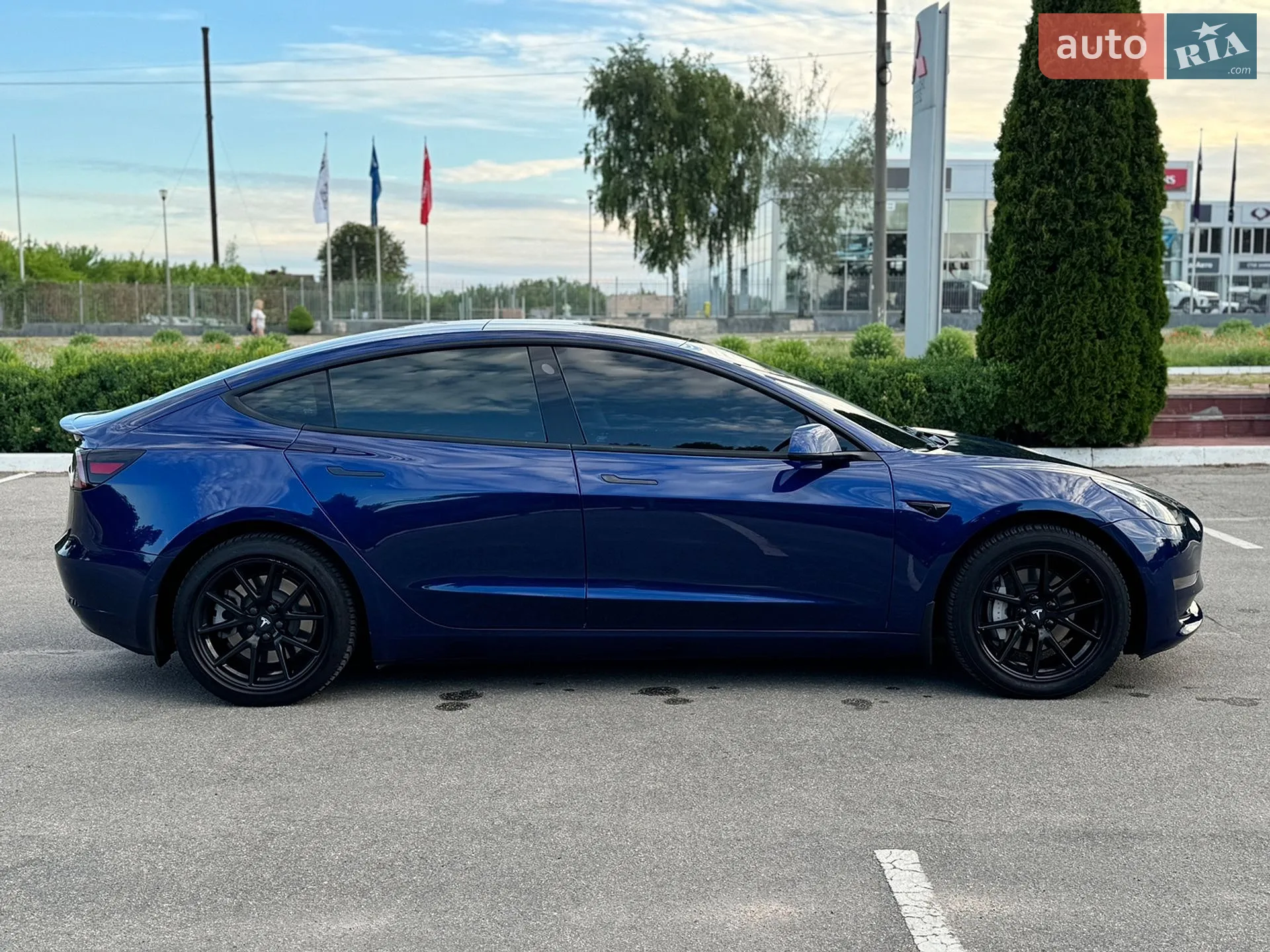 Tesla Model 3 2022 VIN 5YJ3E1EB1NF335677 фото оголошення 10 з 45