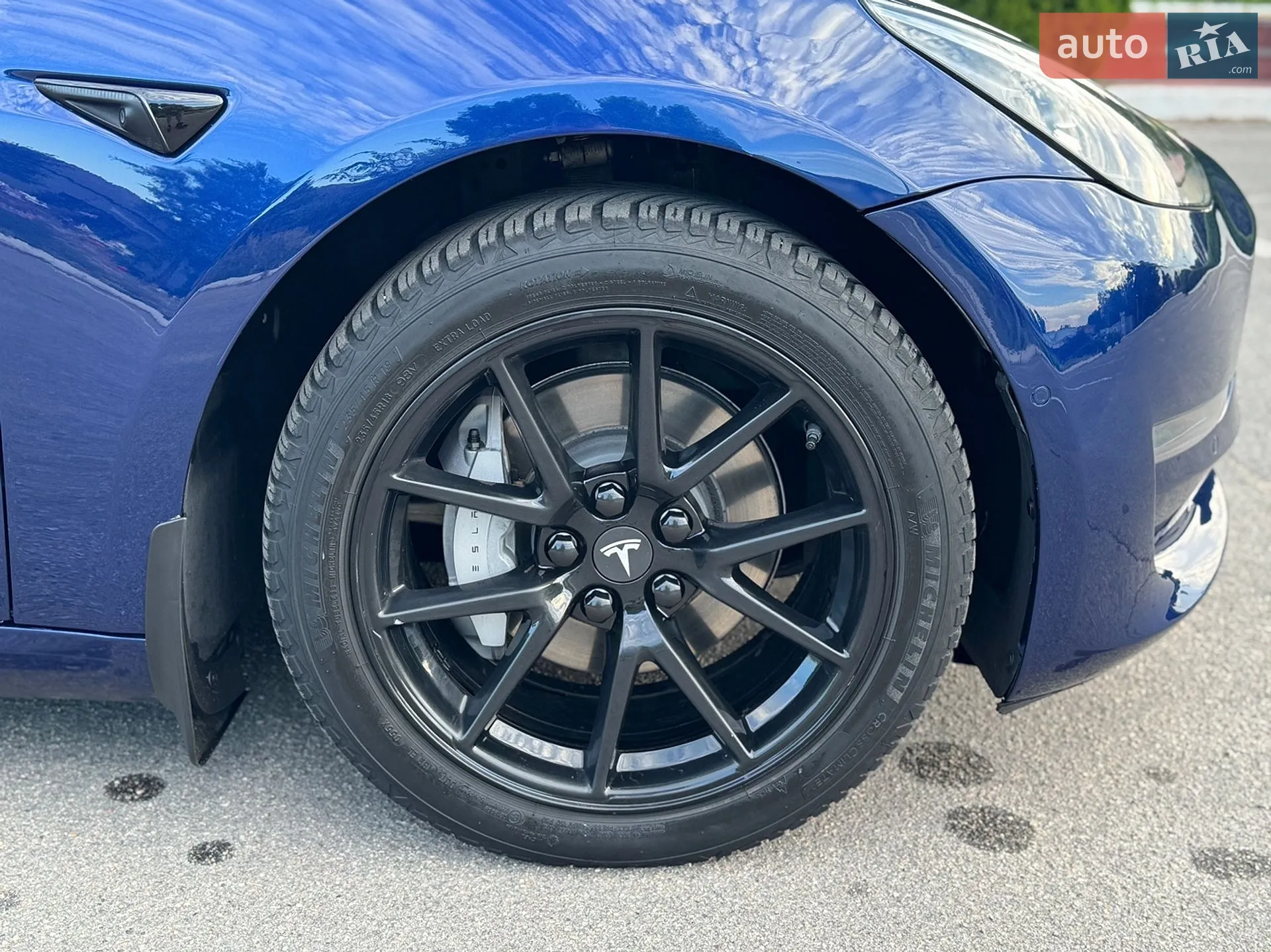 Tesla Model 3 2022 VIN 5YJ3E1EB1NF335677 фото оголошення 26 з 45