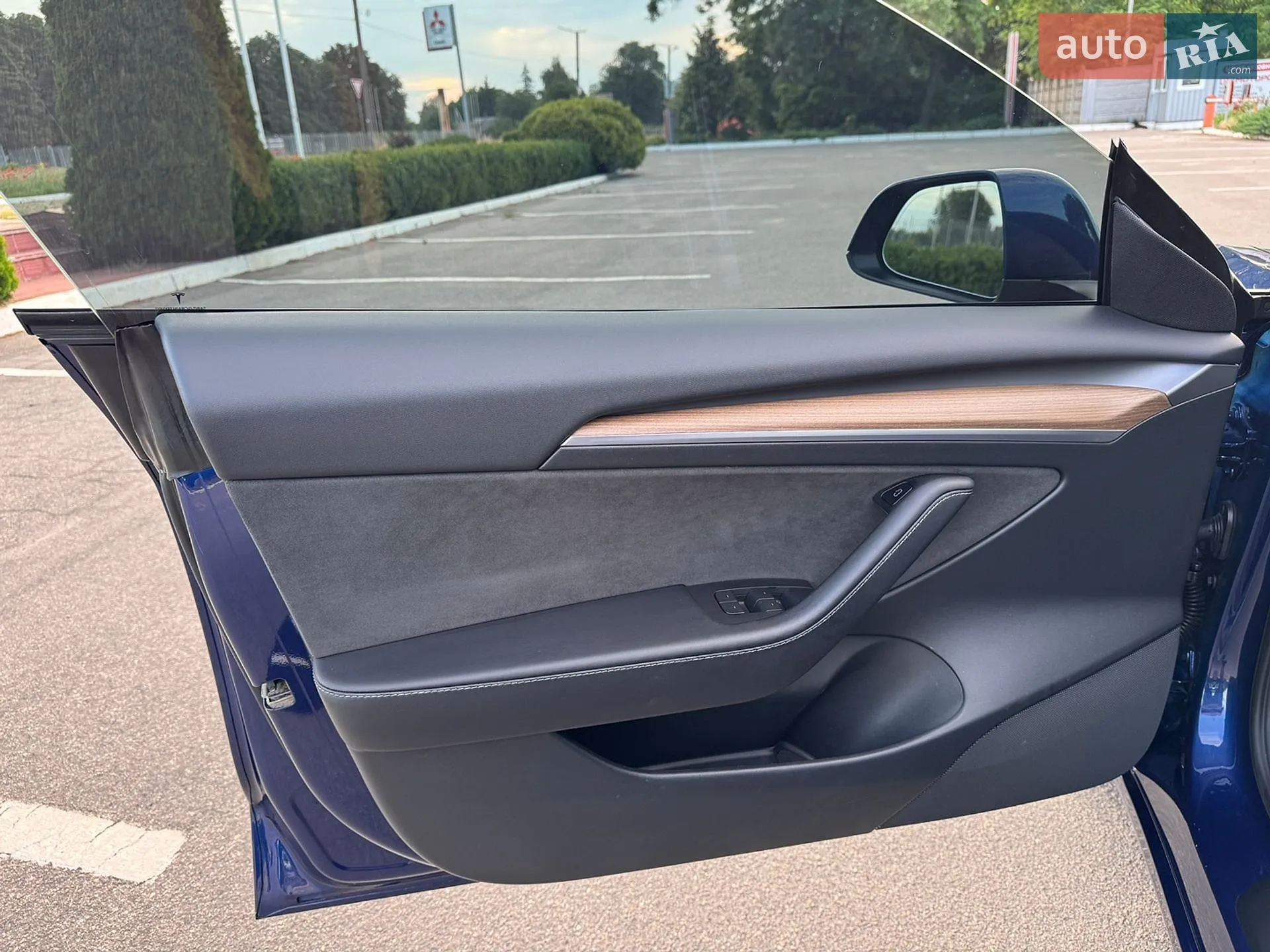Tesla Model 3 2022 VIN 5YJ3E1EB1NF335677 фото оголошення 34 з 45