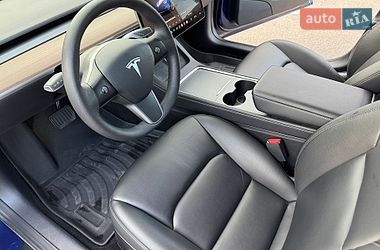 Седан Tesla Model 3 2022 в Кропивницком