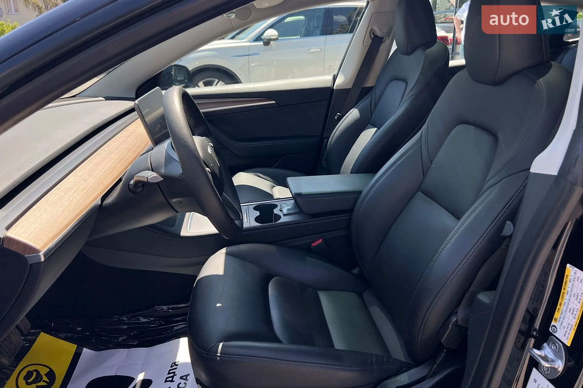 2023 Tesla Model 3 - мініатюра 9