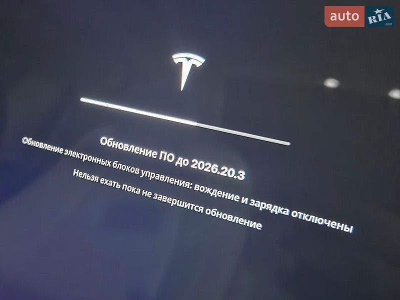 Седан Tesla Model 3 2018 в Львове