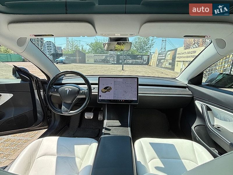 Седан Tesla Model 3 2018 в Львові фото 9 Седан Tesla Model 3 2018 в Львові
