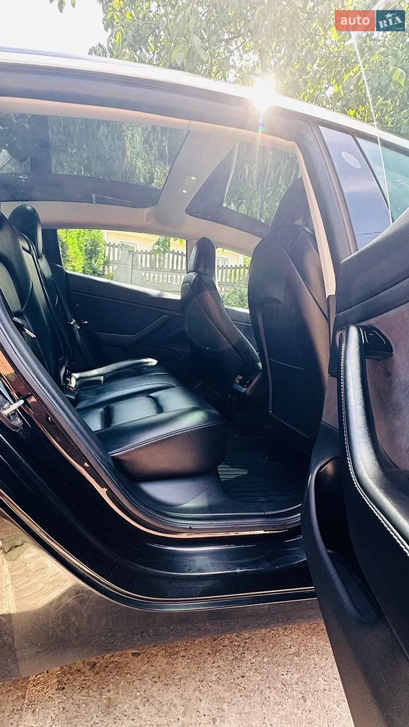 2019 Tesla Model 3 - мініатюра 9