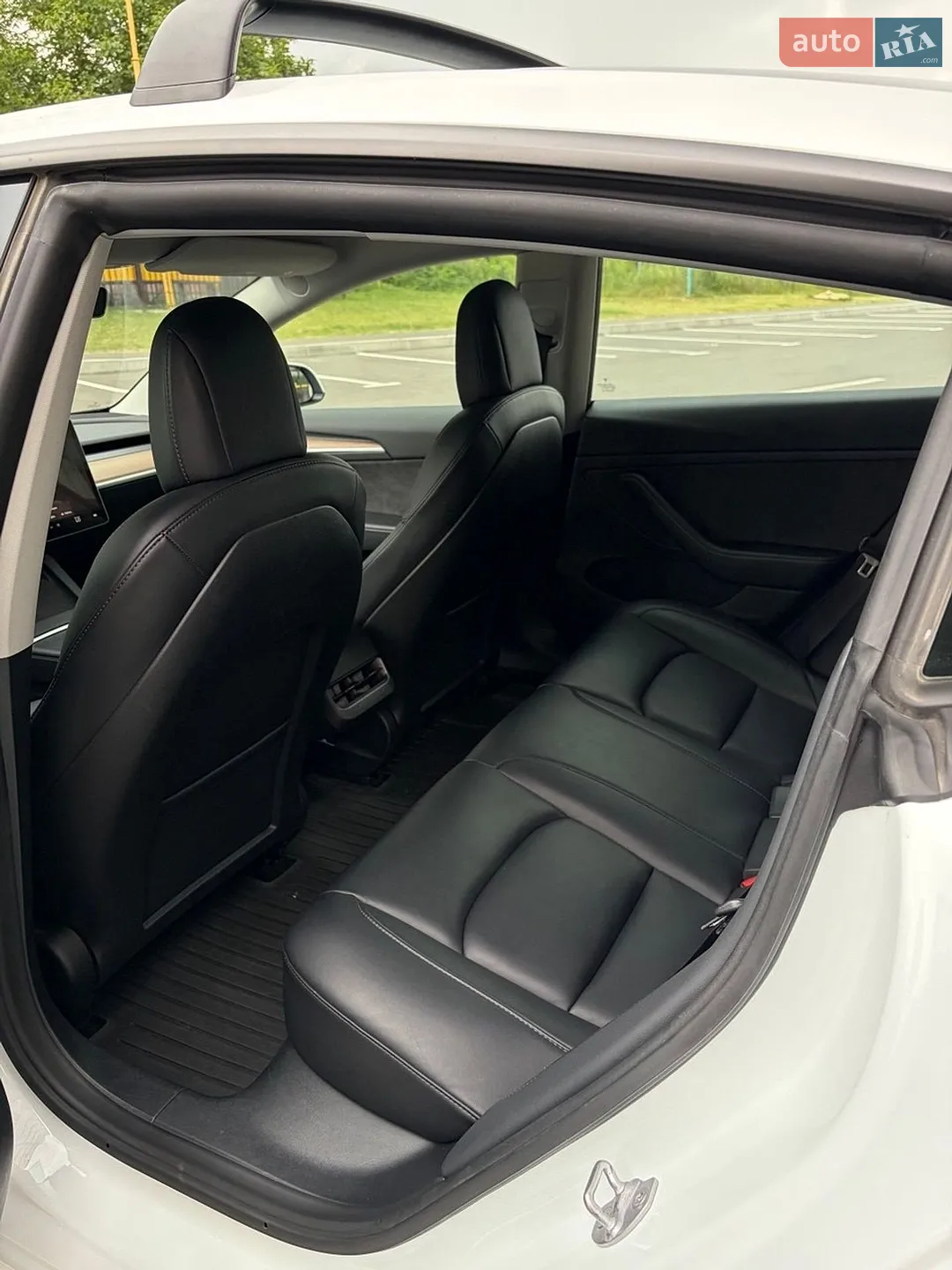 2022 Tesla Model 3 - мініатюра 9