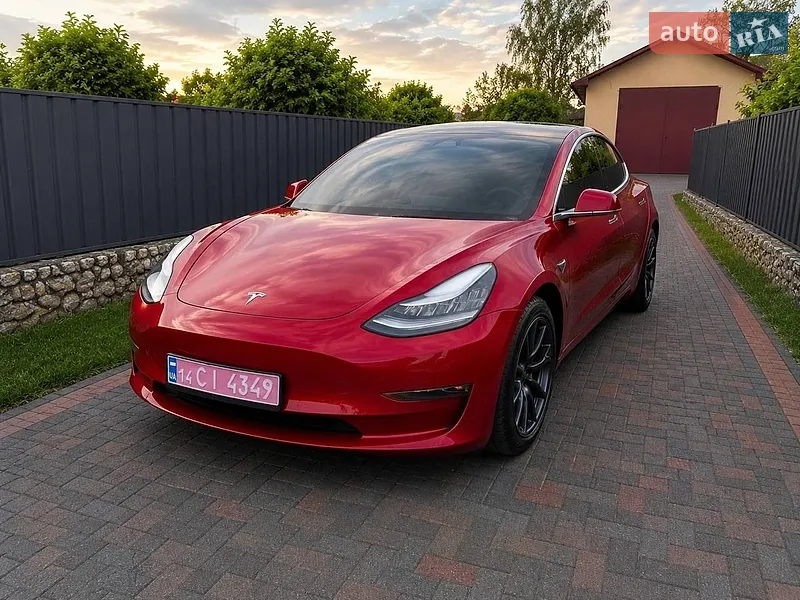 Tesla Model 3