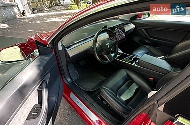 Седан Tesla Model 3 2018 в Киеве
