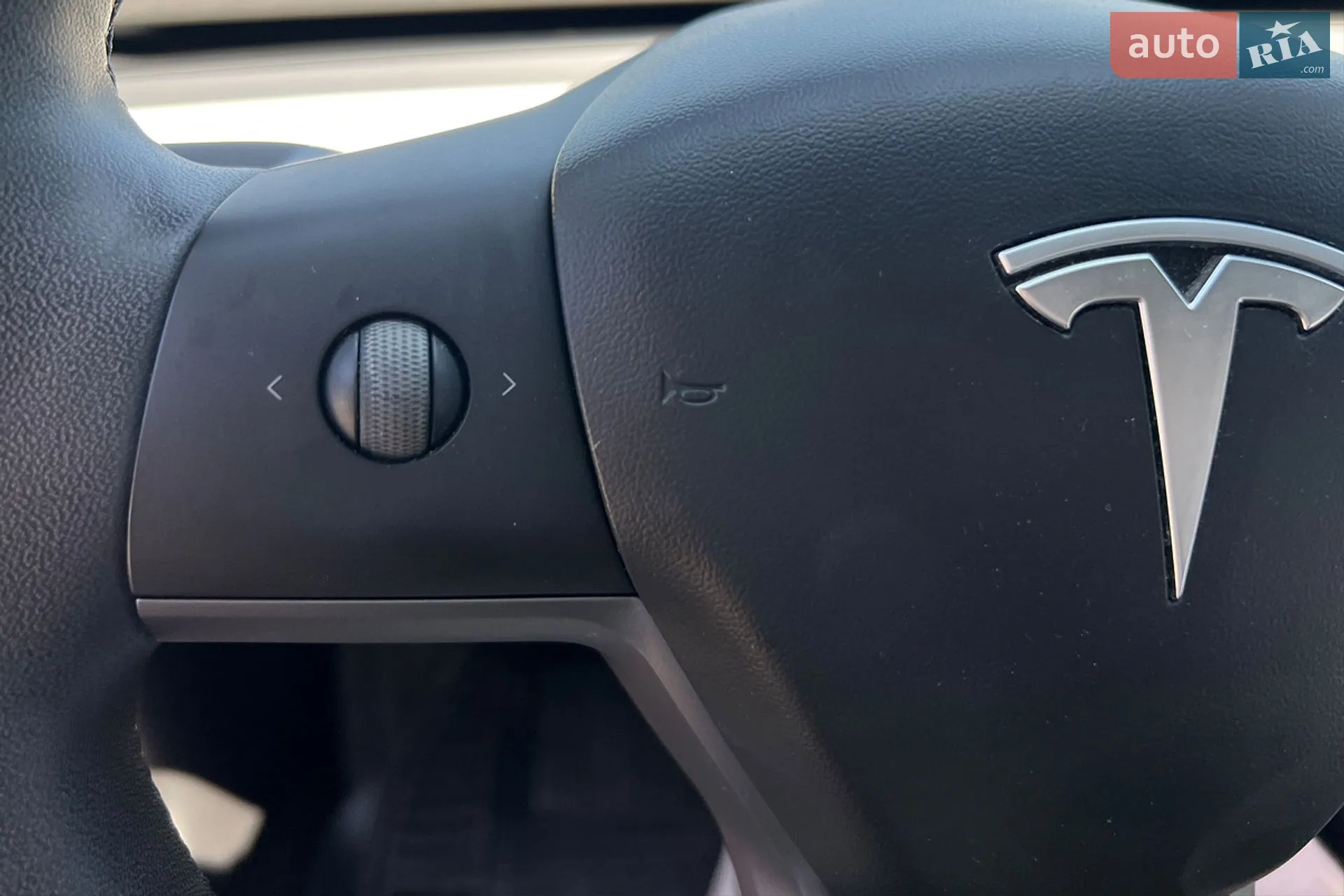 2019 Tesla Model 3 - мініатюра 10