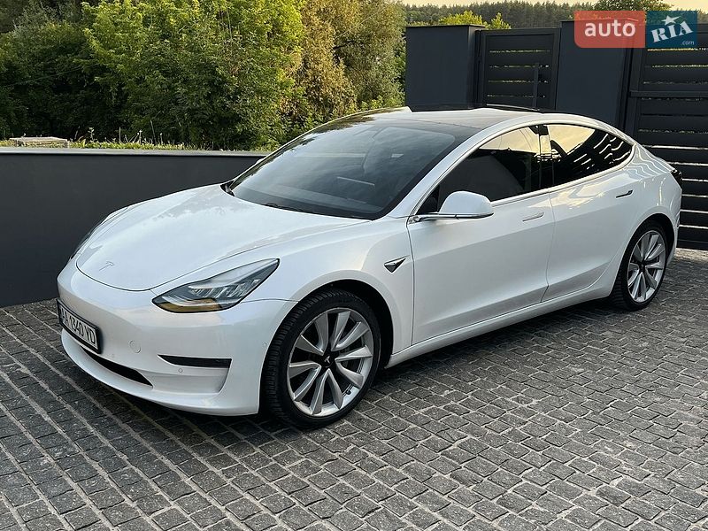 Седан Tesla Model 3 2020 в Житомирі фото 2 Седан Tesla Model 3 2020 в Житомирі