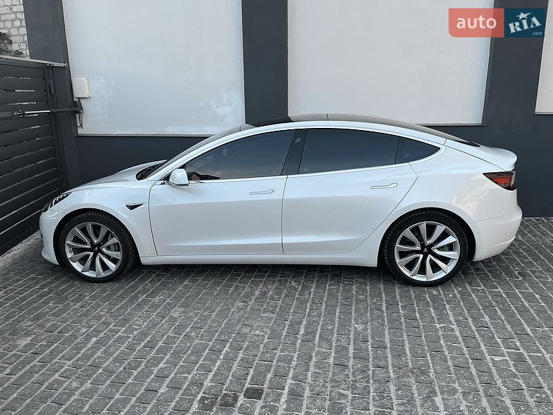 Седан Tesla Model 3 2020 в Житомирі фото 4 Седан Tesla Model 3 2020 в Житомирі