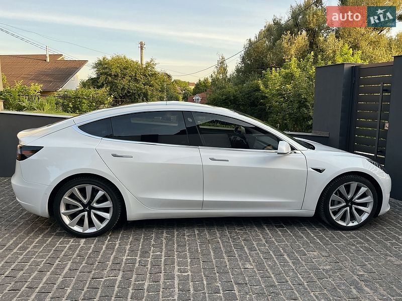 Седан Tesla Model 3 2020 в Житомирі фото 9 Седан Tesla Model 3 2020 в Житомирі